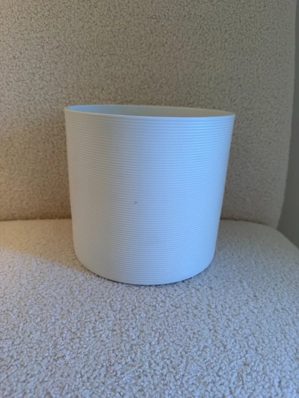 NWT! Ribbed Ceramic Round Planter Pot